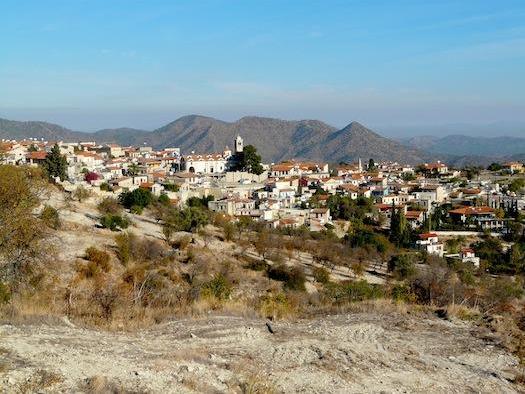 Léfkara, pequeña aldea del interior famosa por los bordados