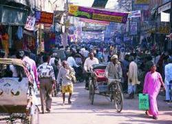 La calle comercial de Old Delhi es un abigarrado bazar