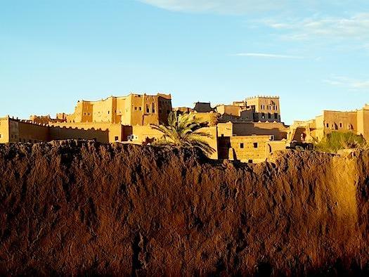 En un extremo de la calle Mohammed V (Ouarzazate) está la kasbah de Taurorit