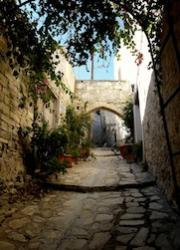 Típica calle de Léfkara