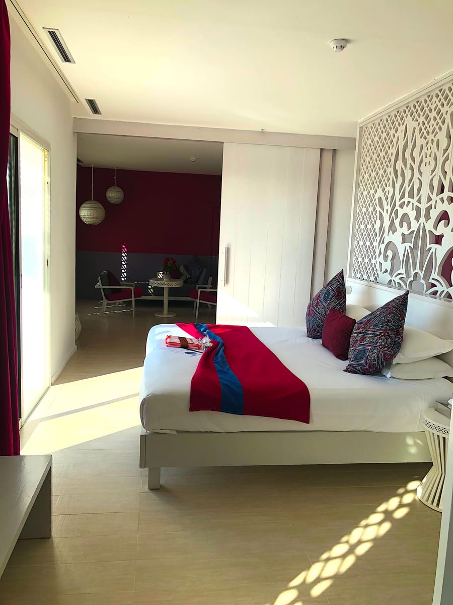 Habitación de Club Med Yasmina con decoración de inspiración marroquí