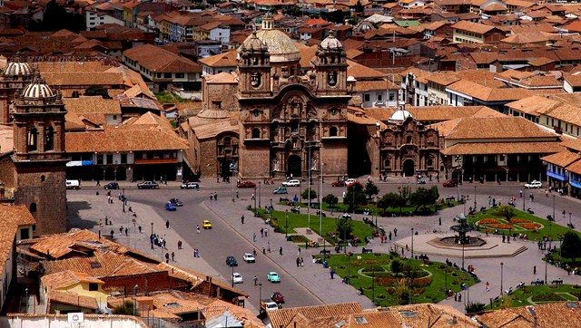 Cuzco ostenta el título de capital arqueológica de América, por su fabuloso patrimonio artístico