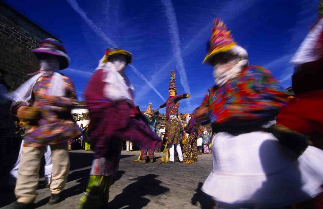 El gigante Miel Otxin es el personaje más característico del carnaval navarro