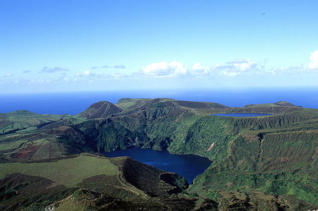 LA ISLA DE FLORES EN PRIMAVERA