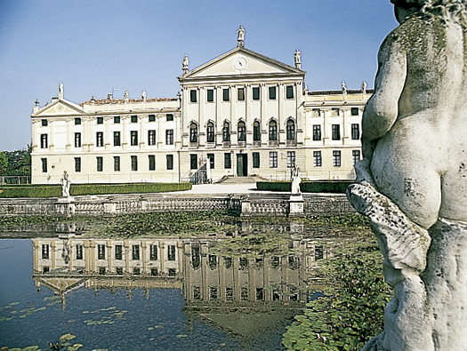 Villa Foscari (1560)