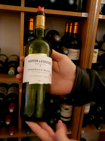 Burdeos, una ciudad conocida universalmente por la fama de sus buenos vinos.